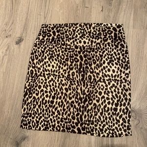 Leopard skirt